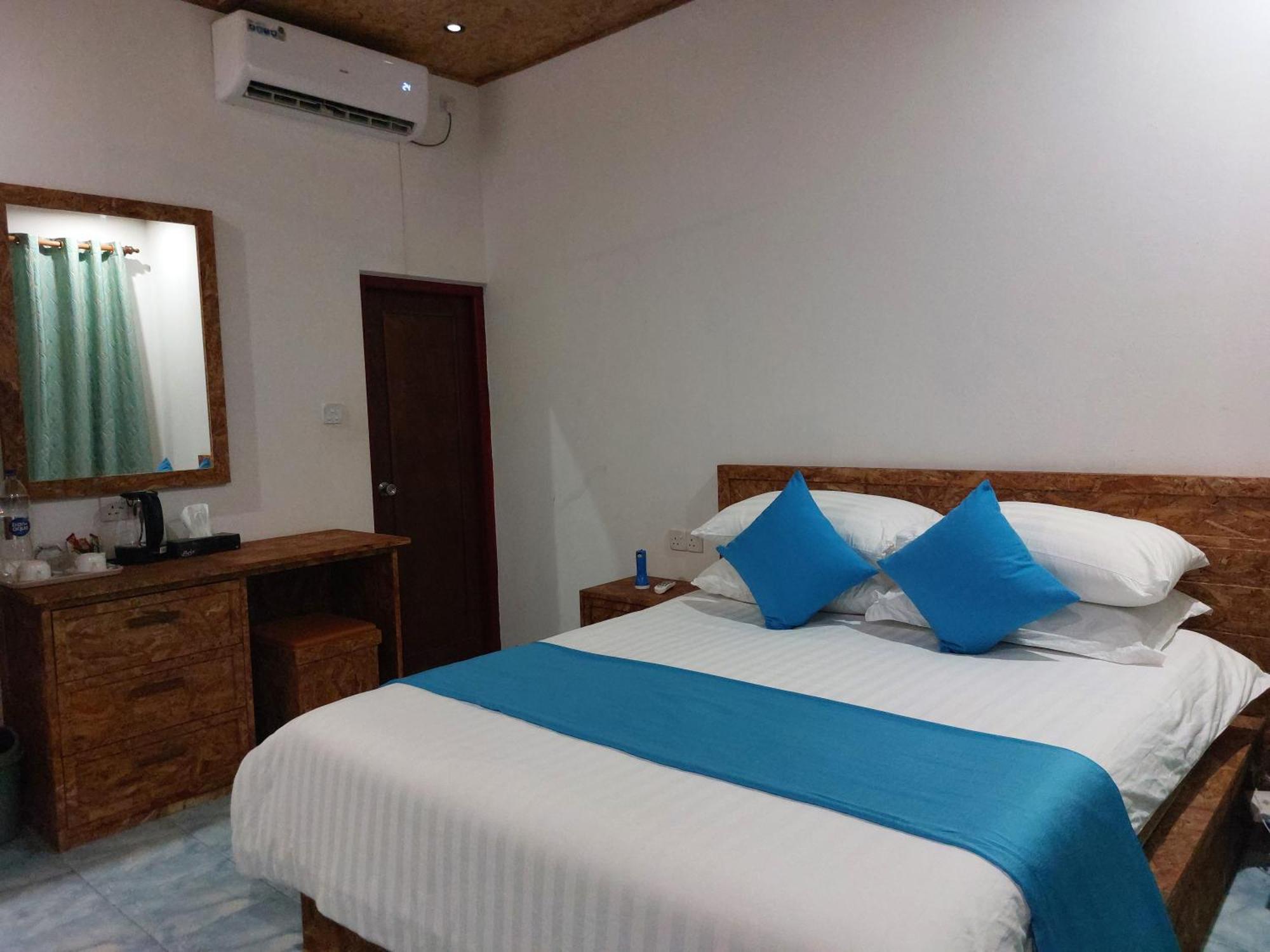 Emzaz Blue Lagoon Ugoofaaru Dış mekan fotoğraf