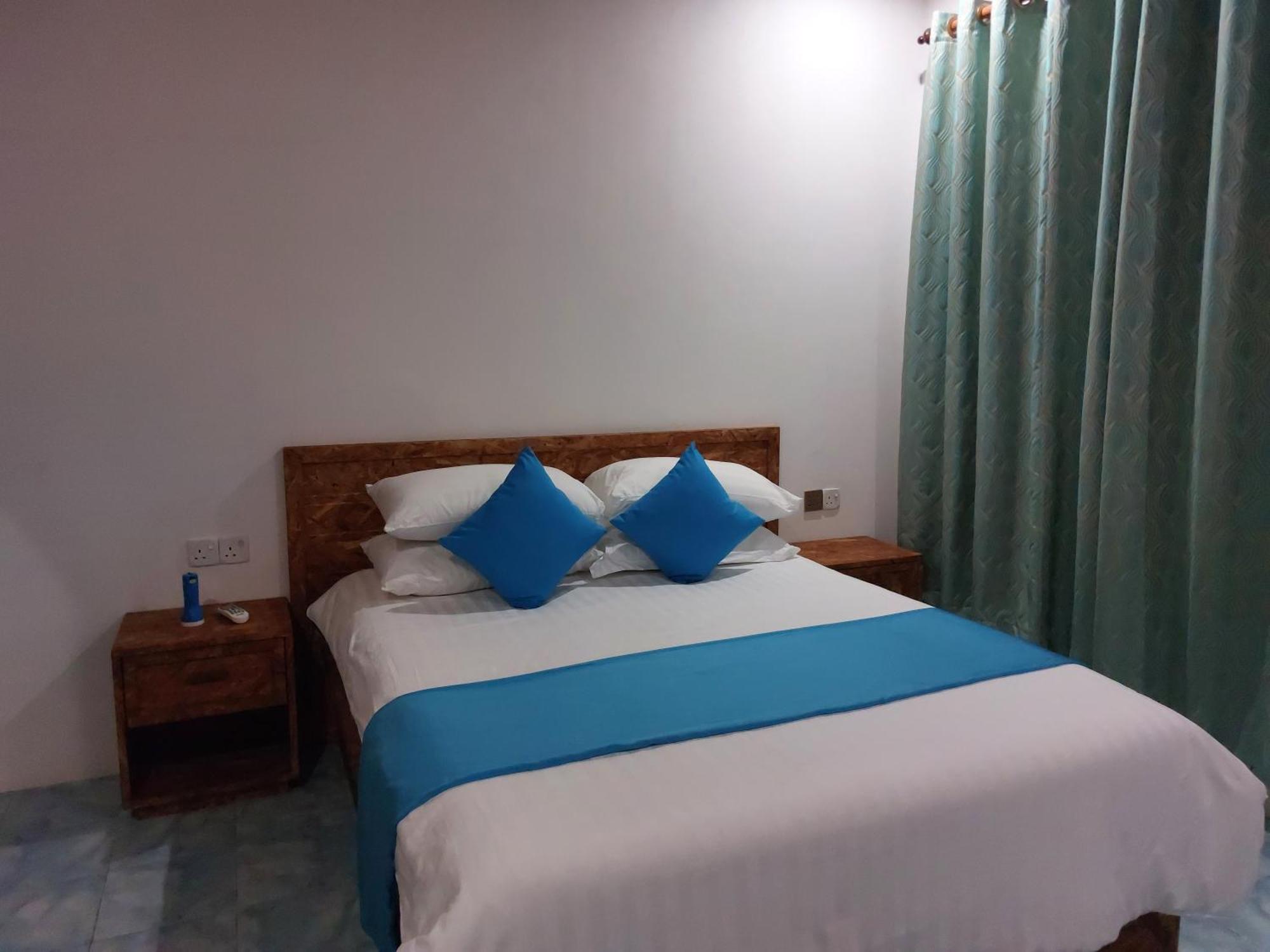 Emzaz Blue Lagoon Ugoofaaru Dış mekan fotoğraf