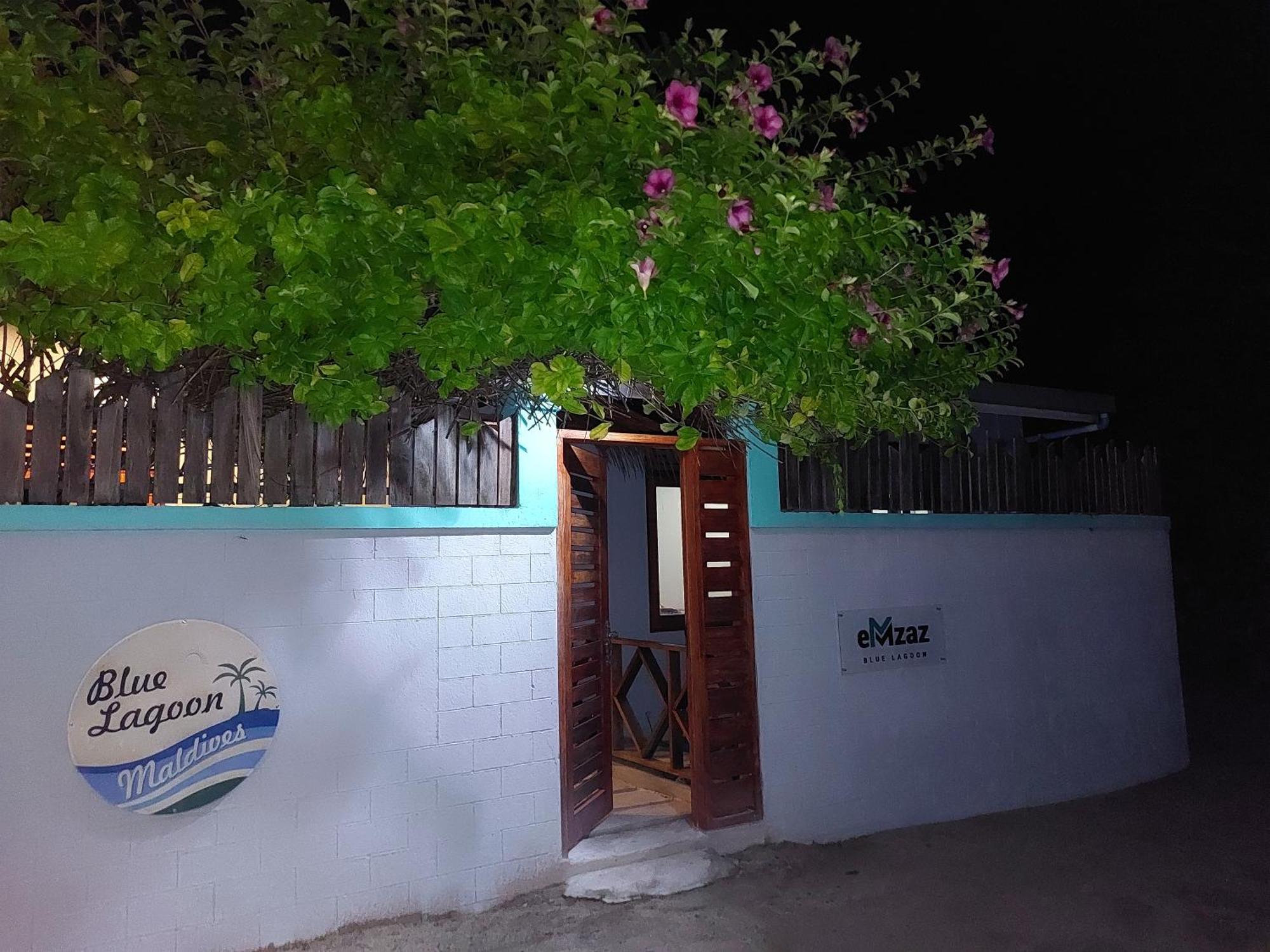Emzaz Blue Lagoon Ugoofaaru Dış mekan fotoğraf