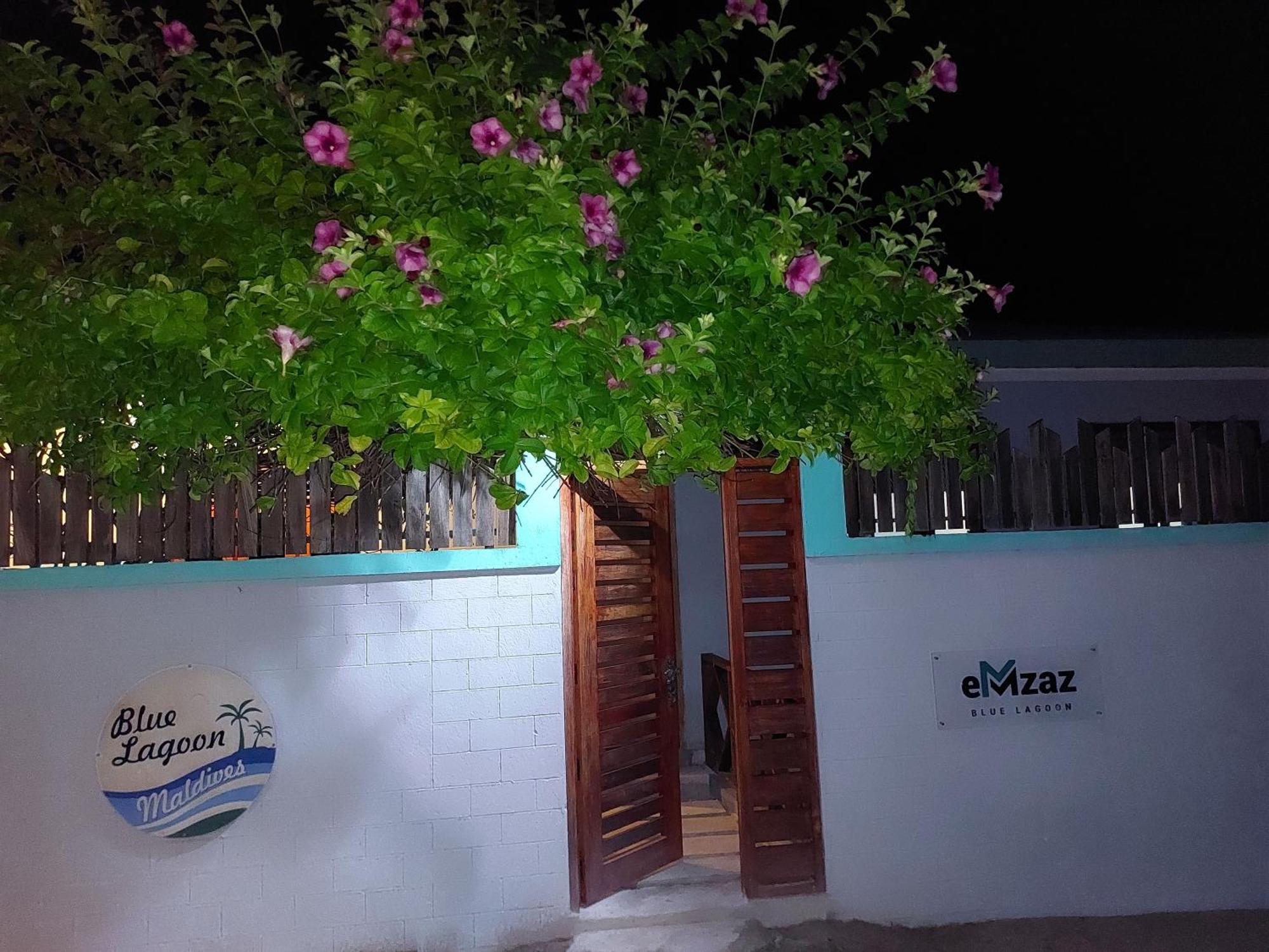 Emzaz Blue Lagoon Ugoofaaru Dış mekan fotoğraf